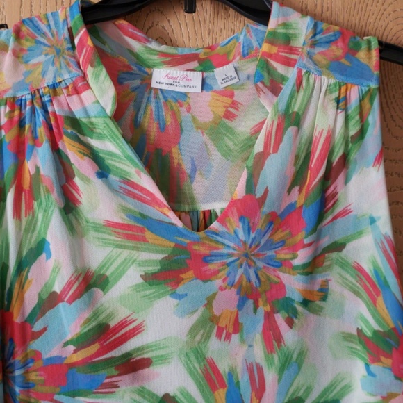 Sweet Pea collection top - Picture 2 of 4